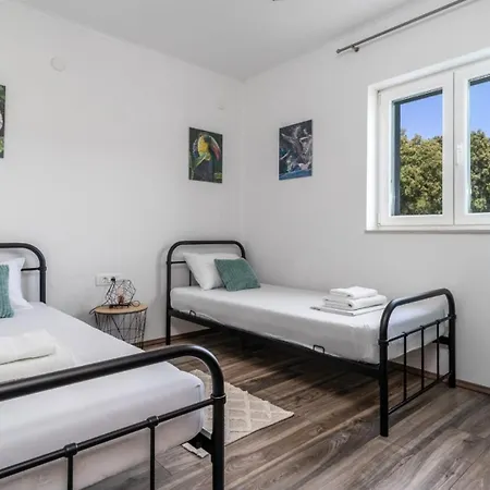 Villa Silvija By Guide *