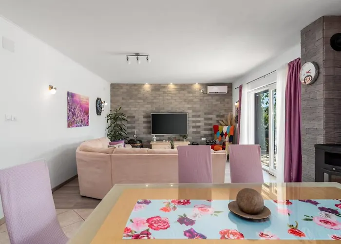 Silvija By Guide Villa Primorski Dolac